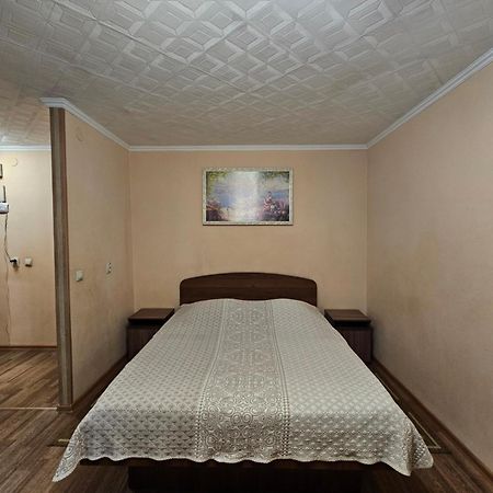 Lux Apartment On Potanina 19 Оскемен Екстер'єр фото