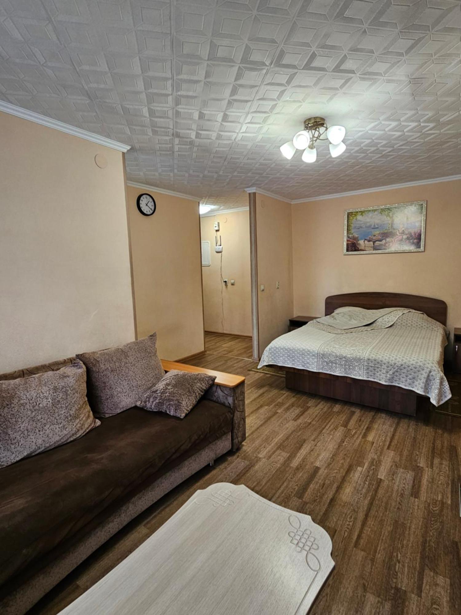 Lux Apartment On Potanina 19 Оскемен Екстер'єр фото