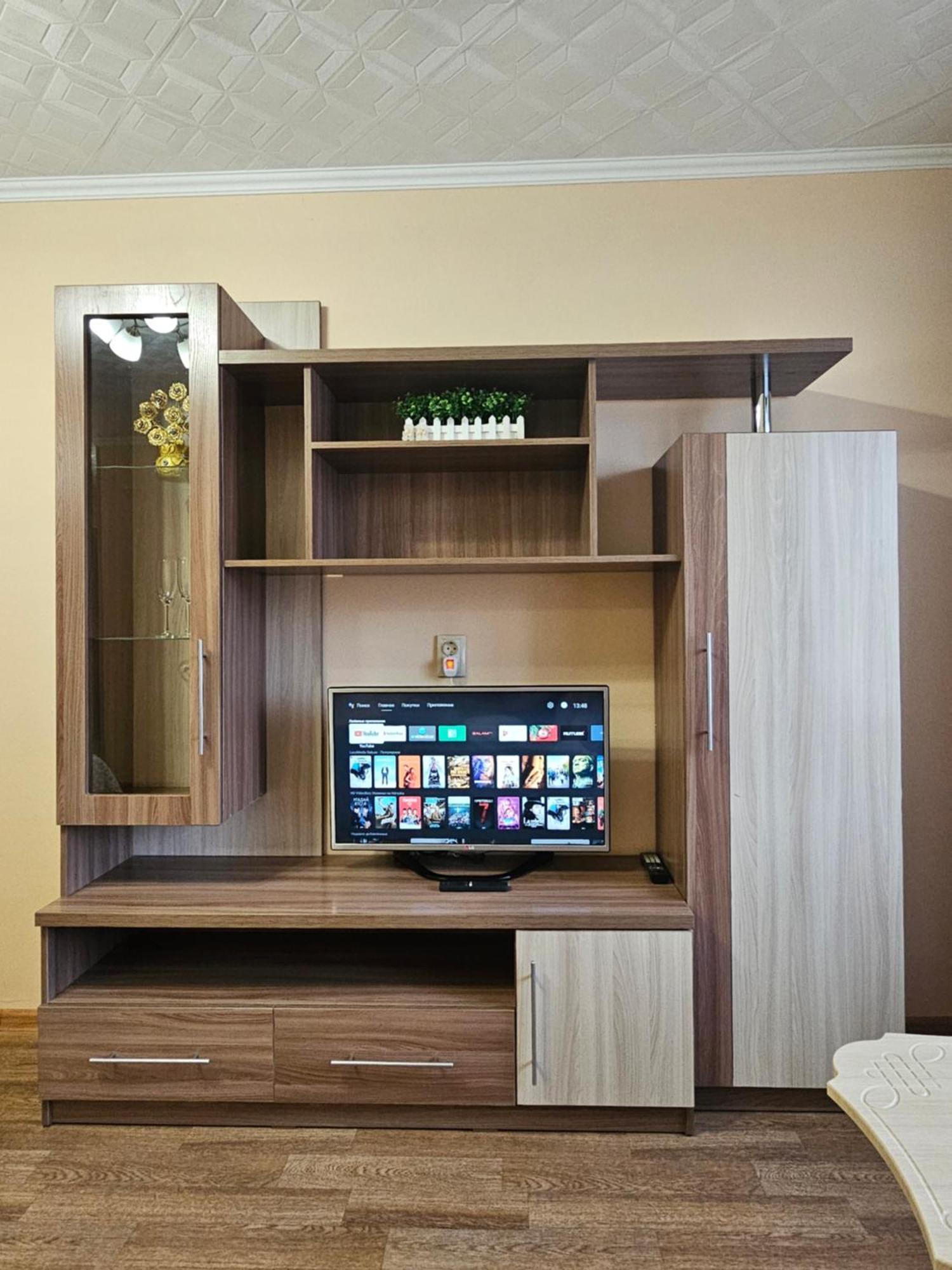 Lux Apartment On Potanina 19 Оскемен Екстер'єр фото