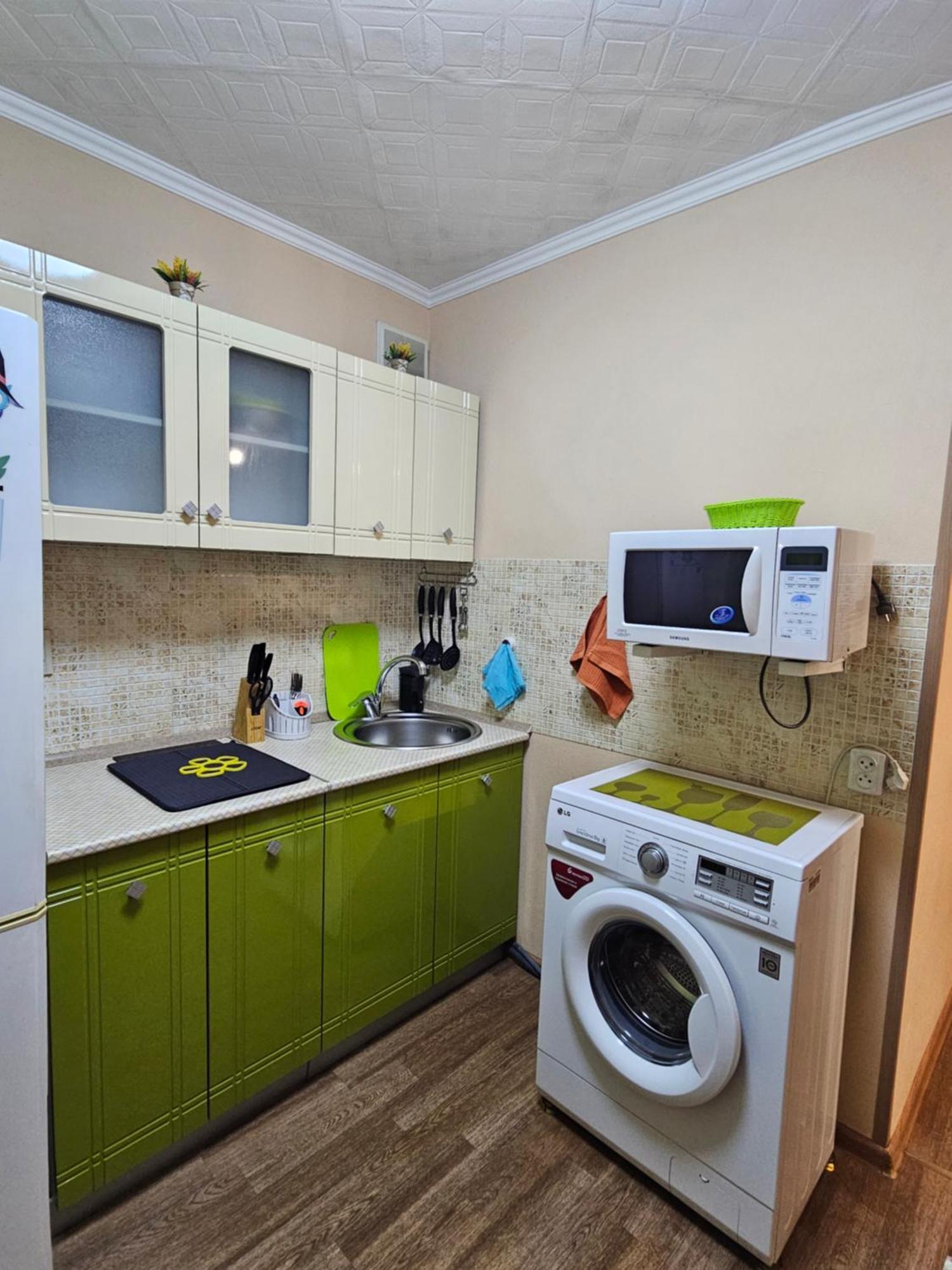 Lux Apartment On Potanina 19 Оскемен Екстер'єр фото